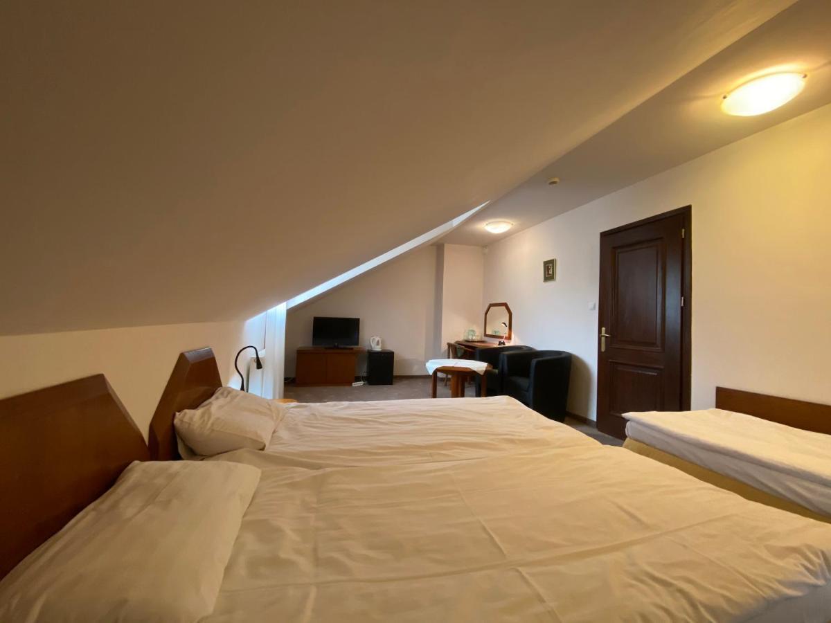 Hotel Grant Krynica-Zdrój Esterno foto