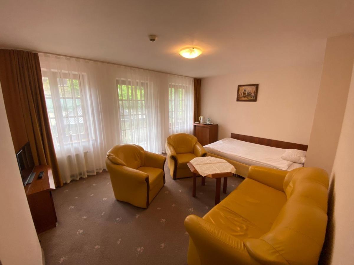 Hotel Grant Krynica-Zdrój Esterno foto