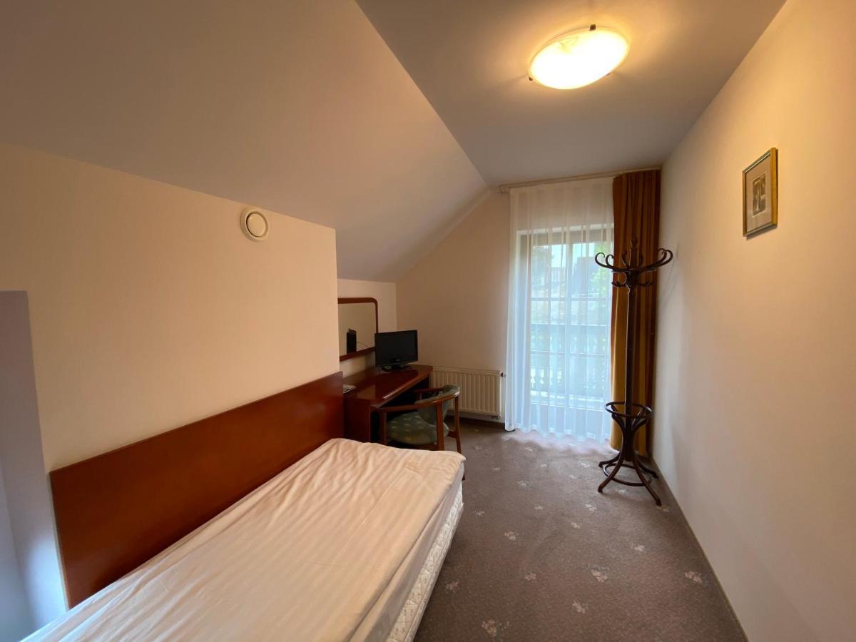 Hotel Grant Krynica-Zdrój Esterno foto