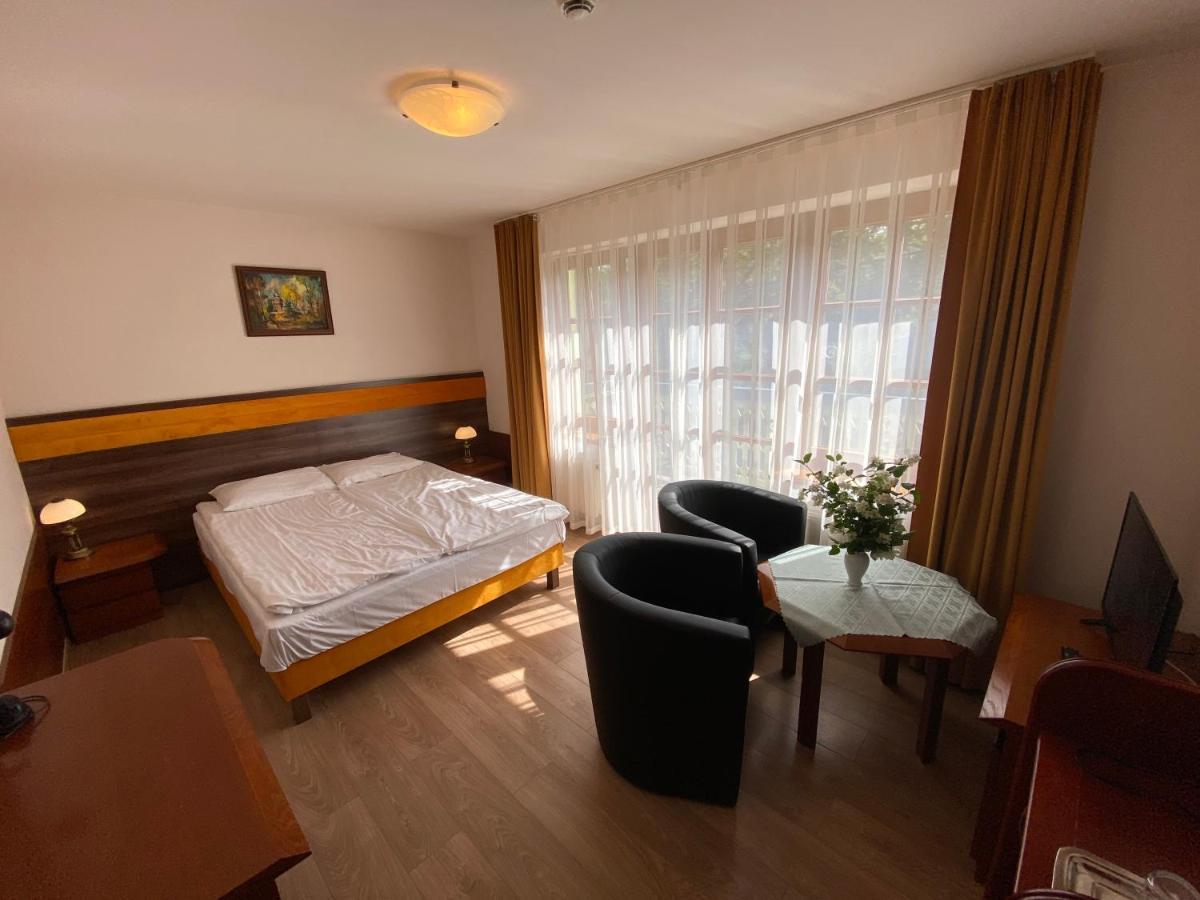 Hotel Grant Krynica-Zdrój Esterno foto