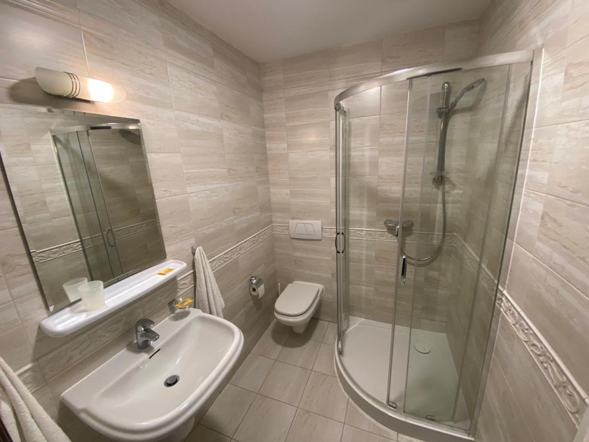 Hotel Grant Krynica-Zdrój Esterno foto