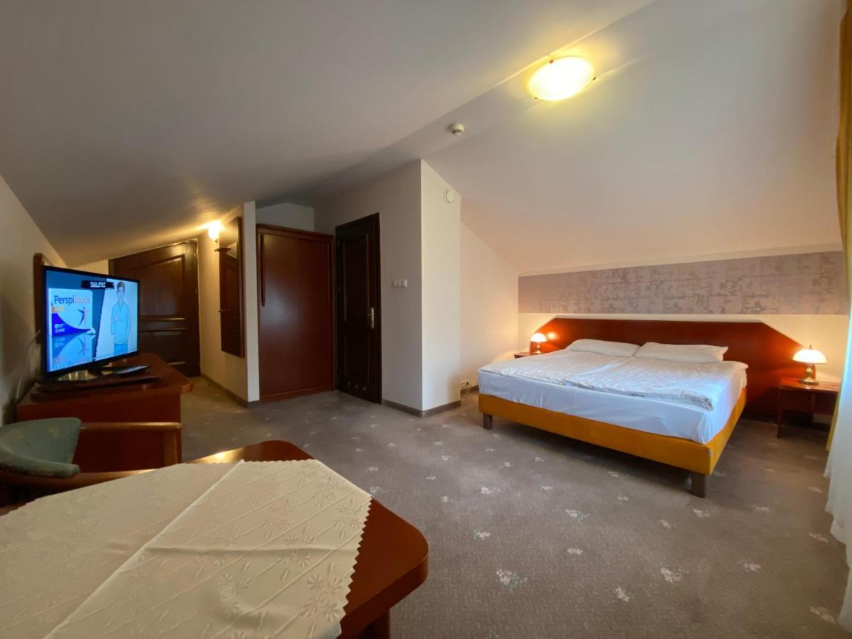 Hotel Grant Krynica-Zdrój Esterno foto