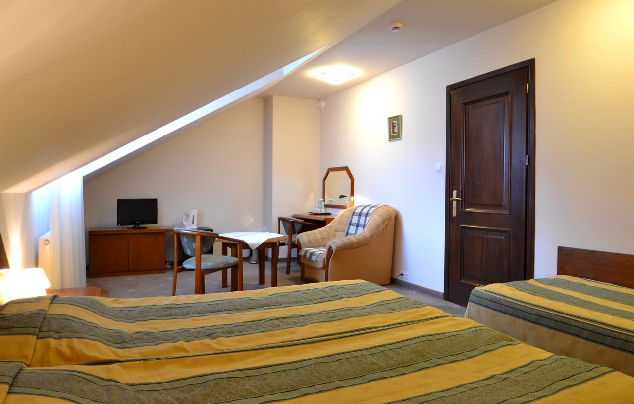 Hotel Grant Krynica-Zdrój Esterno foto